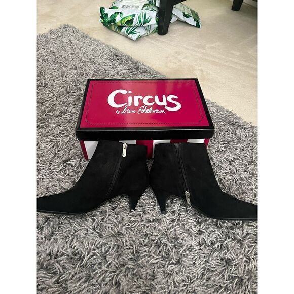 Circus by Sam Edelman Kirby Bootie - Picture 8 of 10